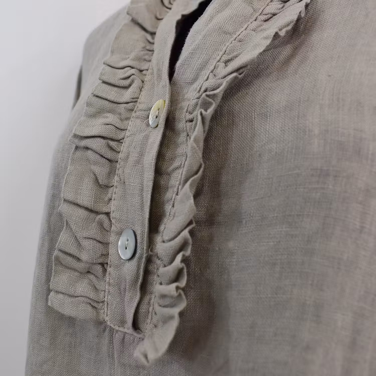 ANDRASORTERING Linneklänning Krås FANGO