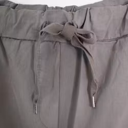 ANDRASORTERING Stretchig Kjol Märta TAUPE - Mix By Heart