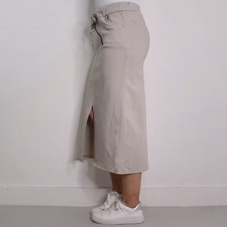 ANDRASORTERING Stretchig Kjol Märta BEIGE - Mix By Heart