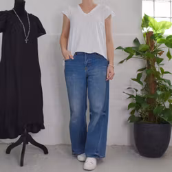 ANDRASORTERING T-shirt Marianna VIT - Marta du Chateau