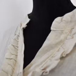 ANDRASORTERING Linneklänning Krås SABBIA