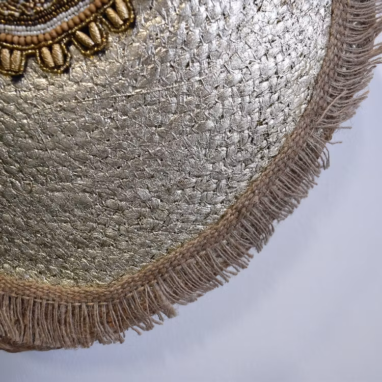 Väska i naturmaterial GULD