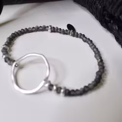 Armband Jennifer GRÅ/SILVER - The Moshi