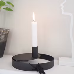 Ljusstake Ringamåla SVART - Storefactory