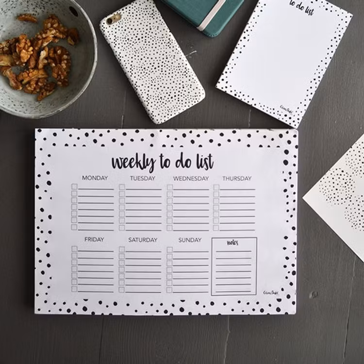 Weekly to do list A4 Dots - Elina Dahl