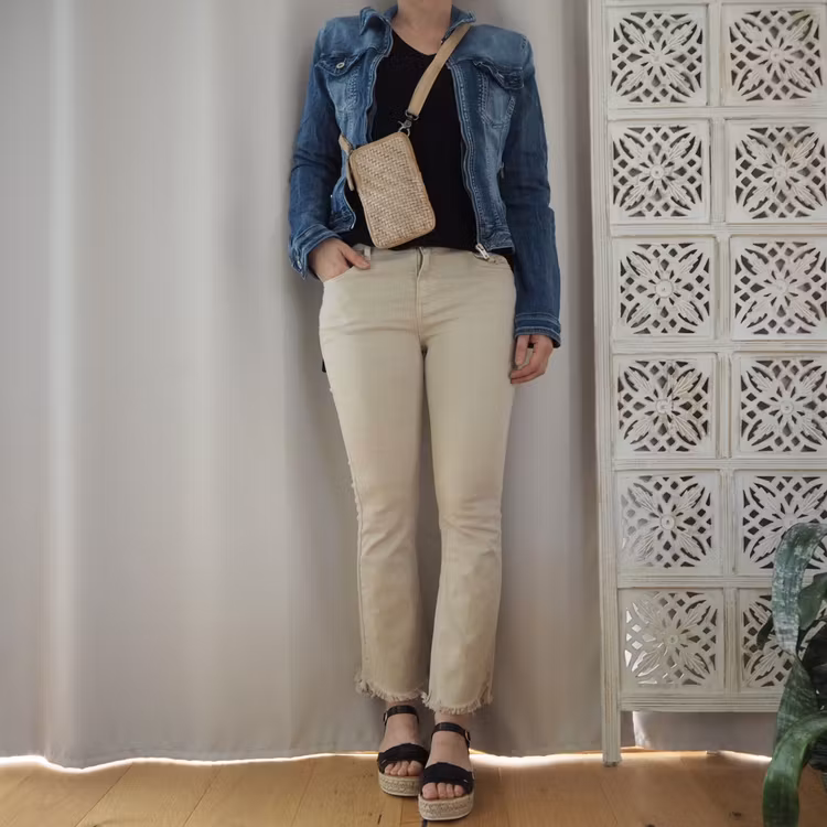 Stretchjeans Shortcut med fransar BEIGE - 3D Denim