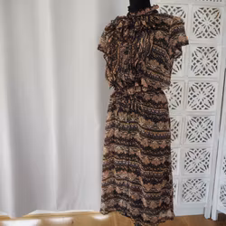 Klänning Lilly BLACK PAISLEY - Saint Tropez