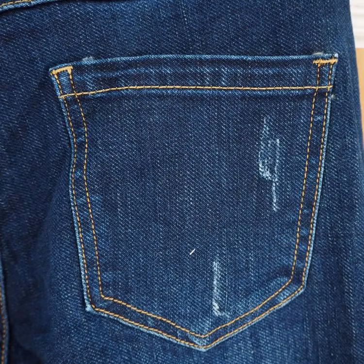 Stretchjeans med fransar MÖRK DENIM - Train of Trend