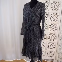 Klänning Clea SVART - Saint Tropez