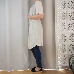 Kaftan med broderier BEIGE