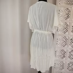 Kaftan med broderier VIT