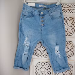 Jeans Capri SLITEN LJUS BLÅ - Newplay