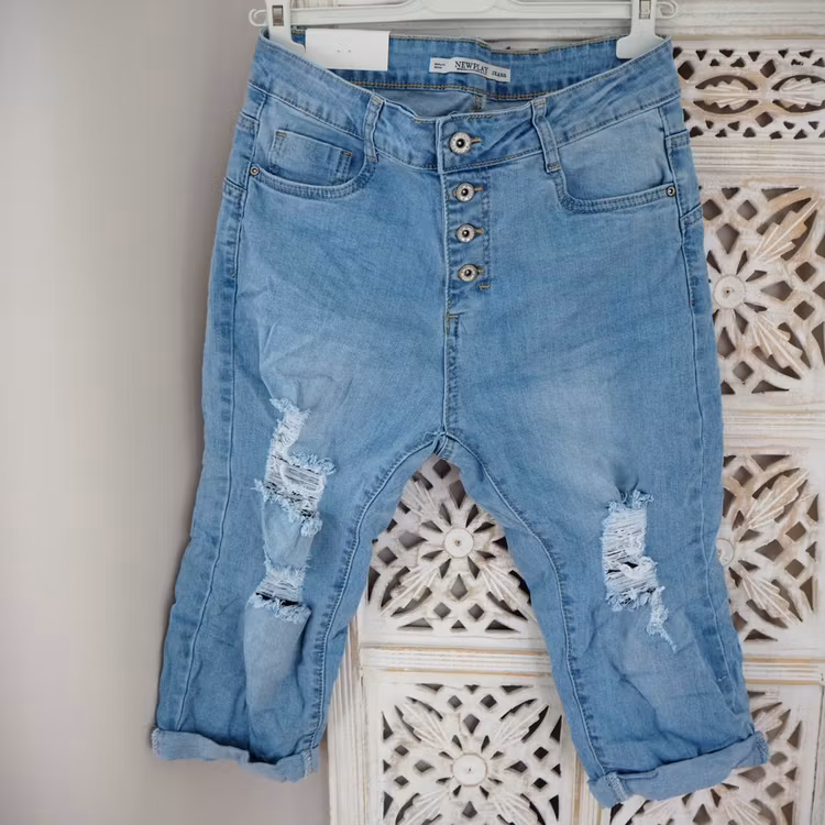 Jeans Capri SLITEN LJUS BLÅ - Newplay