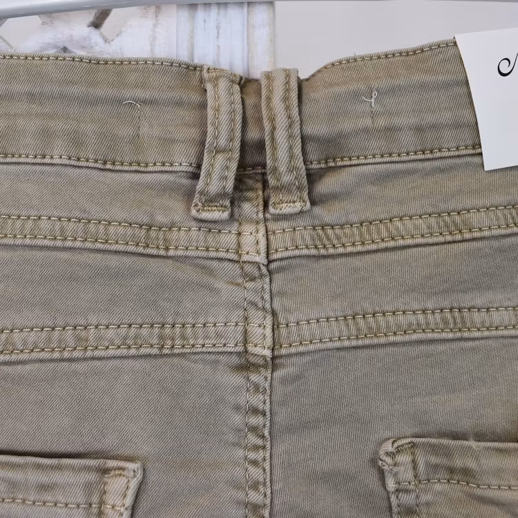 Jeans Skinny med knappar BEIGE - Newplay