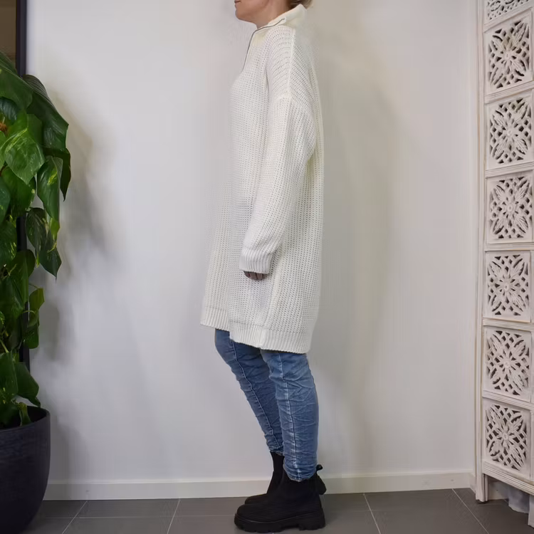 Stickad Långtröja VIT