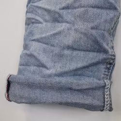 Jeans med dekorativa knappar LJUS DENIM - Place du Jour