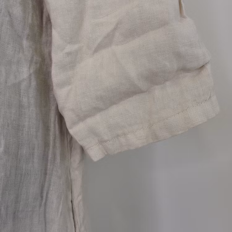 Linneklänning med spets LJUSBEIGE