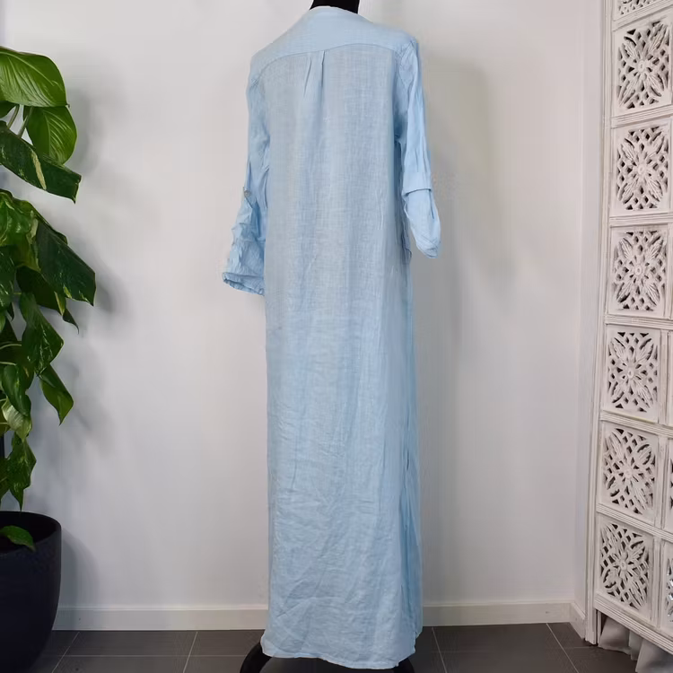 Lång linneklänning med fickor HIMMELBLÅ