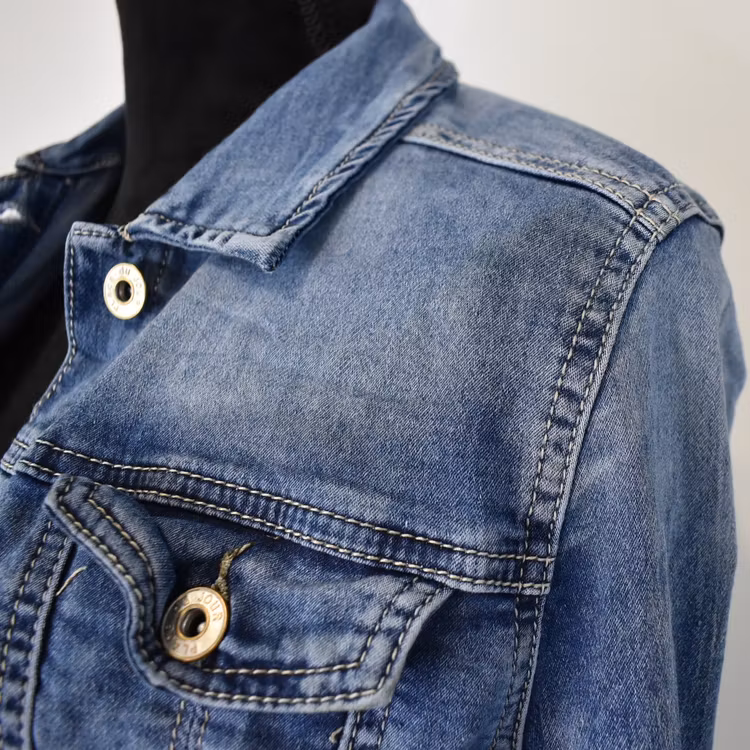 Jeansjacka med knappar DENIM - Place du Jour