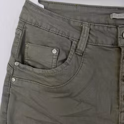Jeans med knappar LJUS KAKI - Place du Jour