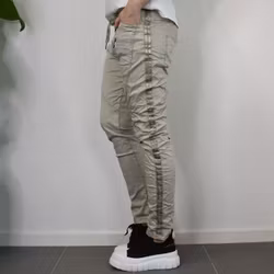 Byxa med revär LJUS KAKI