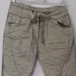 Byxa med revär LJUS KAKI