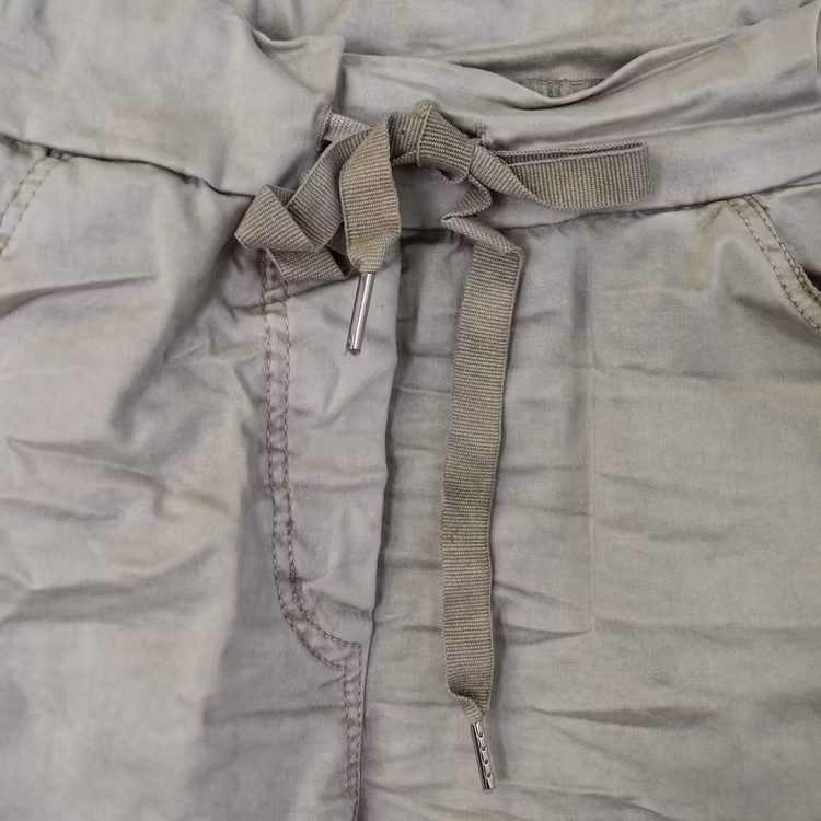 Byxa med revär LJUS KAKI