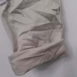 Byxa med revär LJUSBEIGE