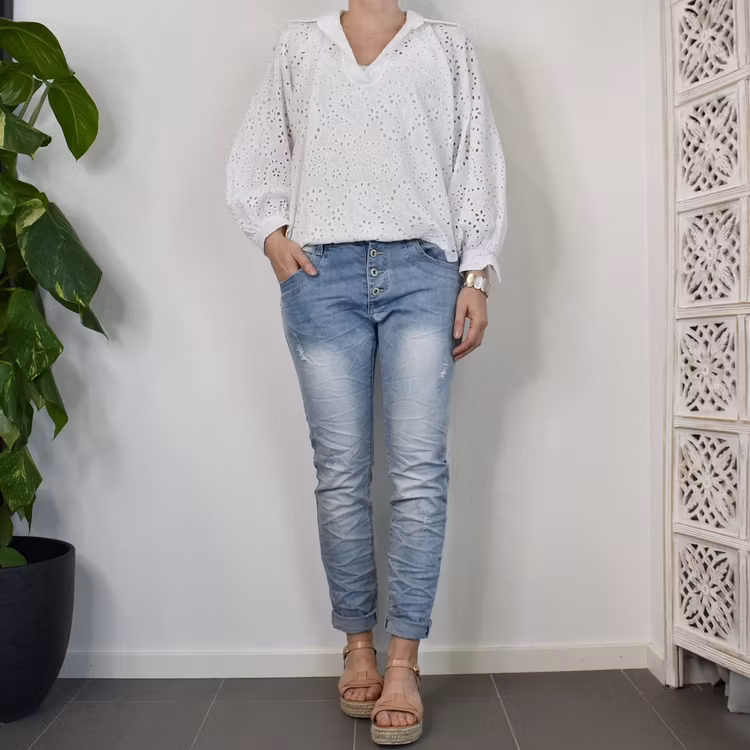 Blus med broderier VIT