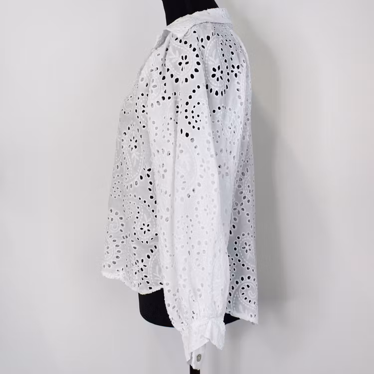 Blus med broderier VIT