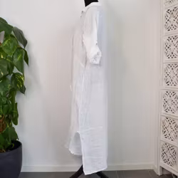 Lång skjortklänning i linne VIT