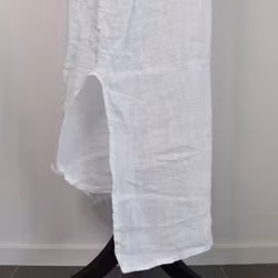 Lång skjortklänning i linne VIT