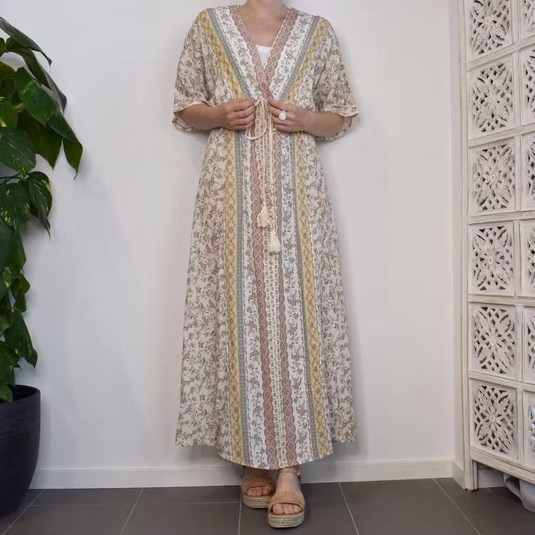Klänning Ava OFF WHITE - Stajl Agenturer