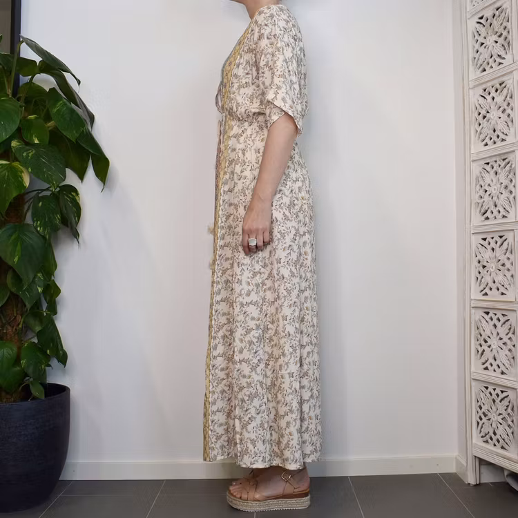 Klänning Ava OFF WHITE - Stajl Agenturer