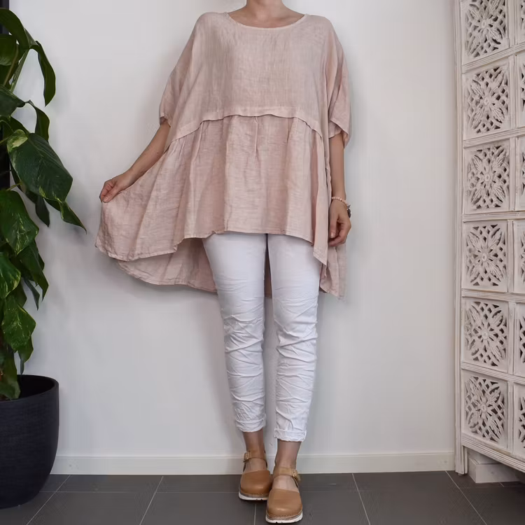 Linnetunika med volang LJUSROSA