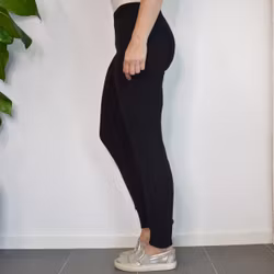 Finstickade leggings Timea SVART - Mix By Heart