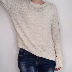 Mönsterstickad tröja BEIGE