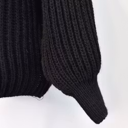 Stickad Polo-tröja SVART