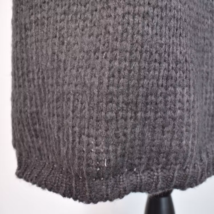 Stickad Klänning Recycled MÖRKGRÅ