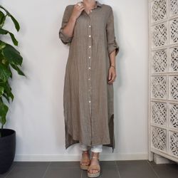 Lång skjortklänning i linne TAUPE
