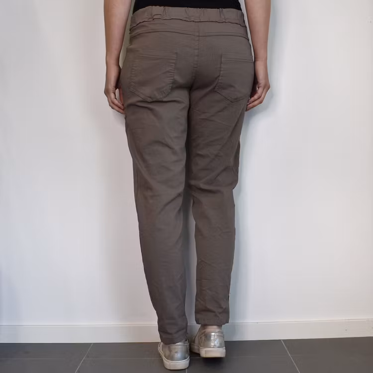 Stretchig Byxa med Spets TAUPE