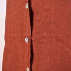 Lång skjortklänning i linne TERRACOTTA