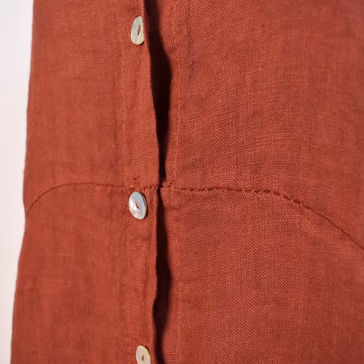 Lång skjortklänning i linne TERRACOTTA