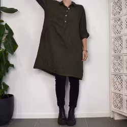 Kort skjortklänning i linne MÖRK KAKI
