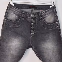 Jeans med dekorativa knappar SLITEN GRÅ - Place du Jour