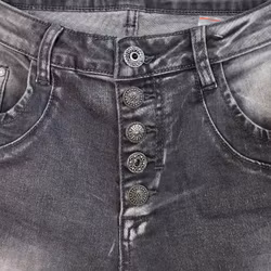 Jeans med dekorativa knappar SLITEN GRÅ - Place du Jour