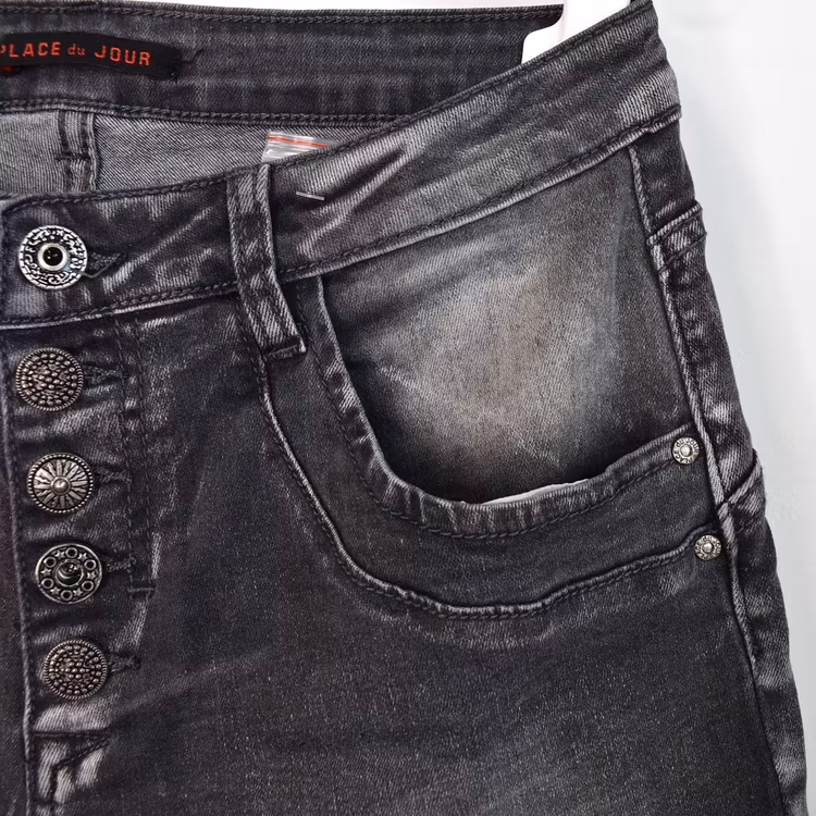 Jeans med dekorativa knappar SLITEN GRÅ - Place du Jour