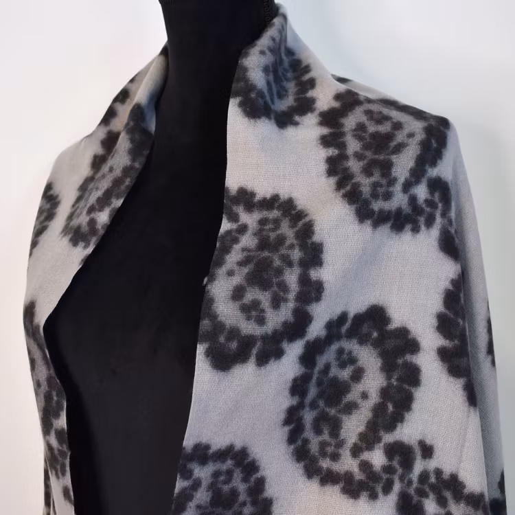 Halsduk Mönstrad GRÅ