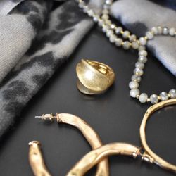 Elastisk ring Anna GULD - The Moshi