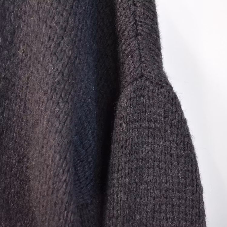 Stickad Kofta Over Sized SVART